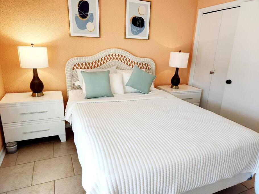 Beachfront Condo In Paradise Ocean Stadt Exterior foto