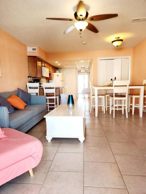 Beachfront Condo In Paradise Ocean Stadt Exterior foto